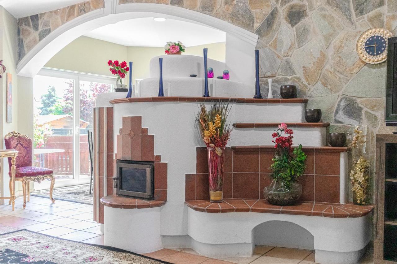 Apartment Exquisite With Free Parking - Suitable For Groups Up To 18p Wien