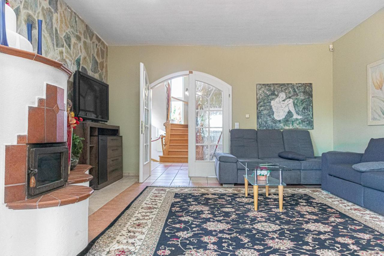 Exquisite With Free Parking - Suitable For Groups Up To 18p Apartment Wien